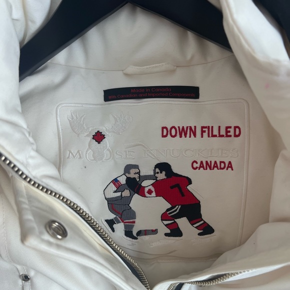 Moose Knuckles Stirling Parka - Picture 5 of 9